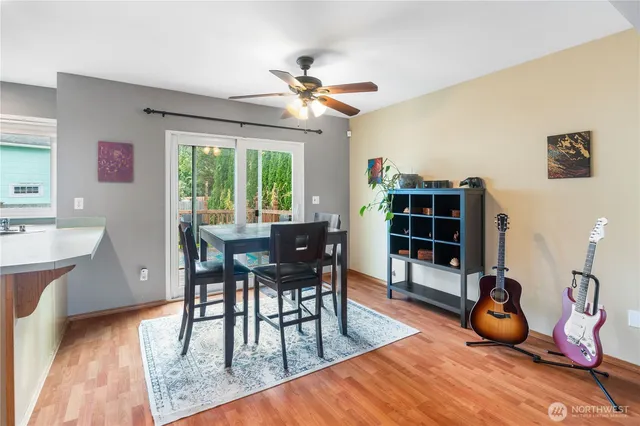 $530,000 | 904 Garfield Street, Mount Vernon, WA 98273