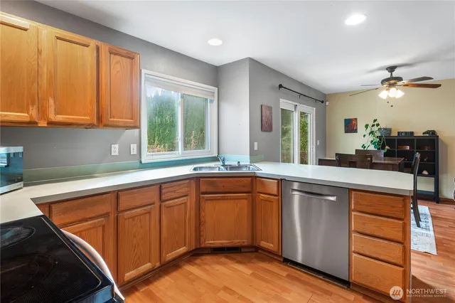 $530,000 | 904 Garfield Street, Mount Vernon, WA 98273