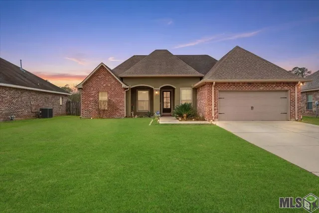 $269,900 | 40158 Olde Mill Lane, Ponchatoula, LA 70454