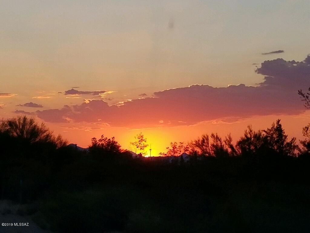 12586 West Mile Wide Road Tucson, AZ 85743 - Photo 35 of 39 Gallery Image 35