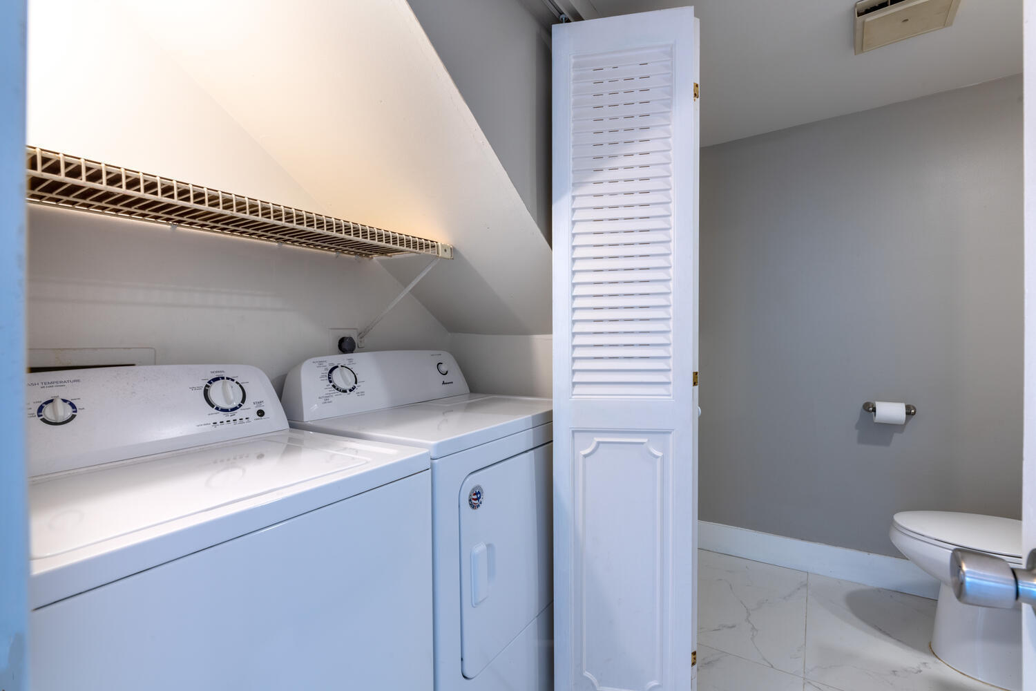 825 Center Street, Unit 8D Jupiter, FL 33458 - Photo 18 of 50 laundry closet