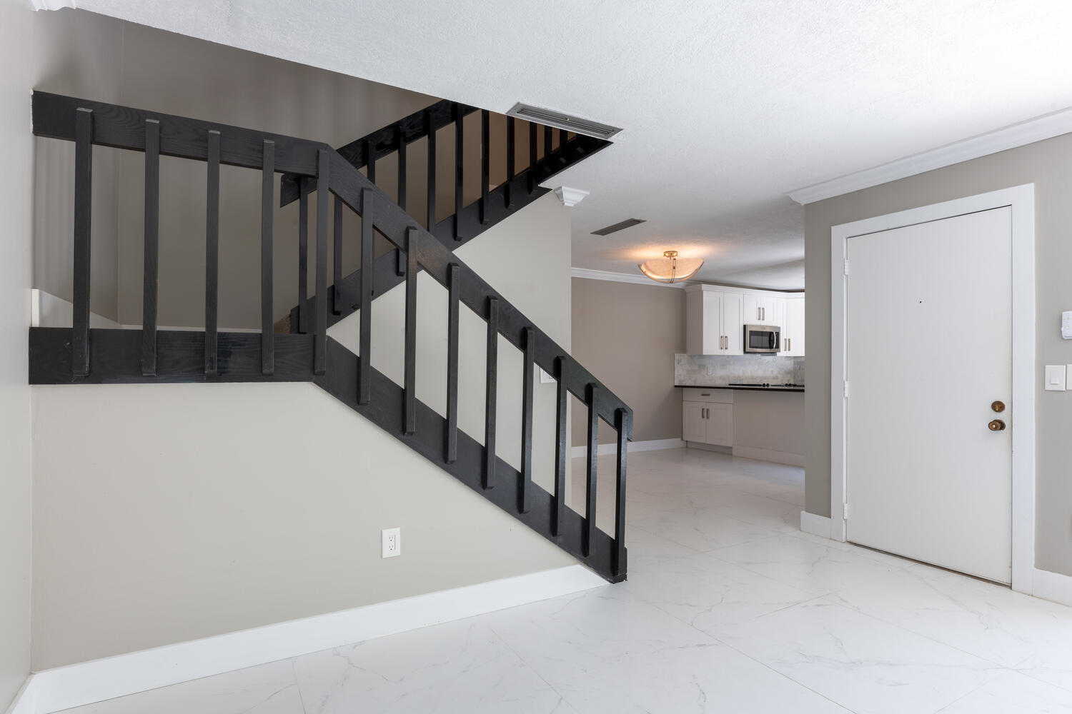 825 Center Street, Unit 8D Jupiter, FL 33458 - Photo 8 of 50 Stairs