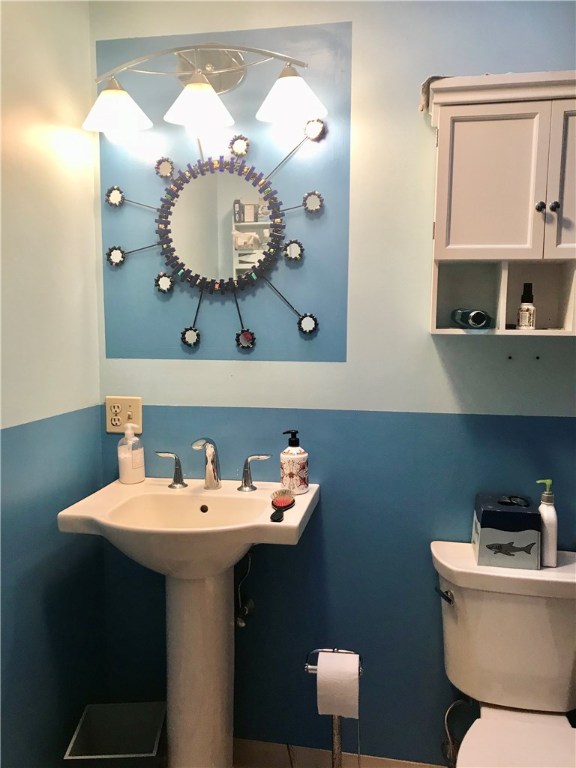 56 Shadbush Road South Kingstown, RI 02879 - Photo 11 of 27 Gallery Image 11