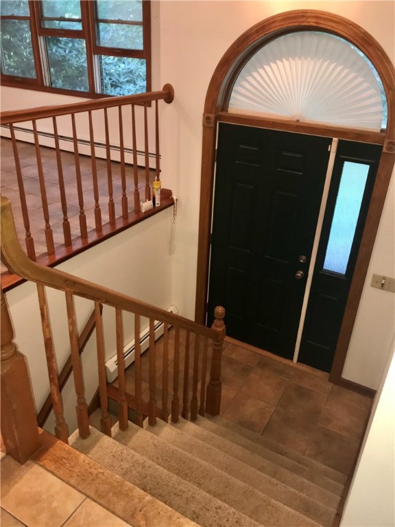 56 Shadbush Road South Kingstown, RI 02879 - Photo 2 of 27 Gallery Image 2