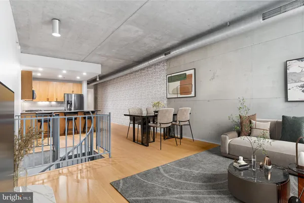 $2,200 | 1352 South Street, Unit 217A, Philadelphia, PA 19147