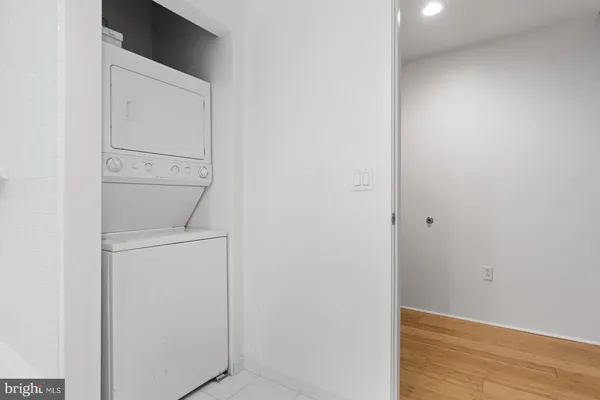 $2,200 | 1352 South Street, Unit 217A, Philadelphia, PA 19147