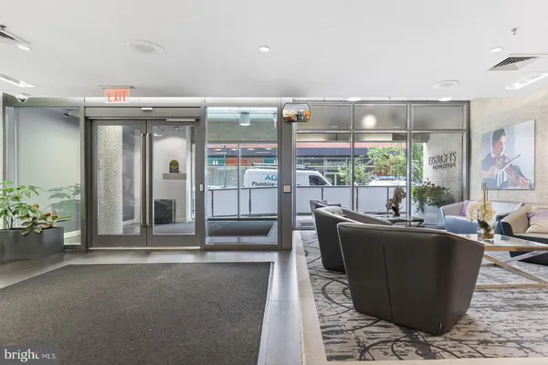 $2,200 | 1352 South Street, Unit 217A, Philadelphia, PA 19147