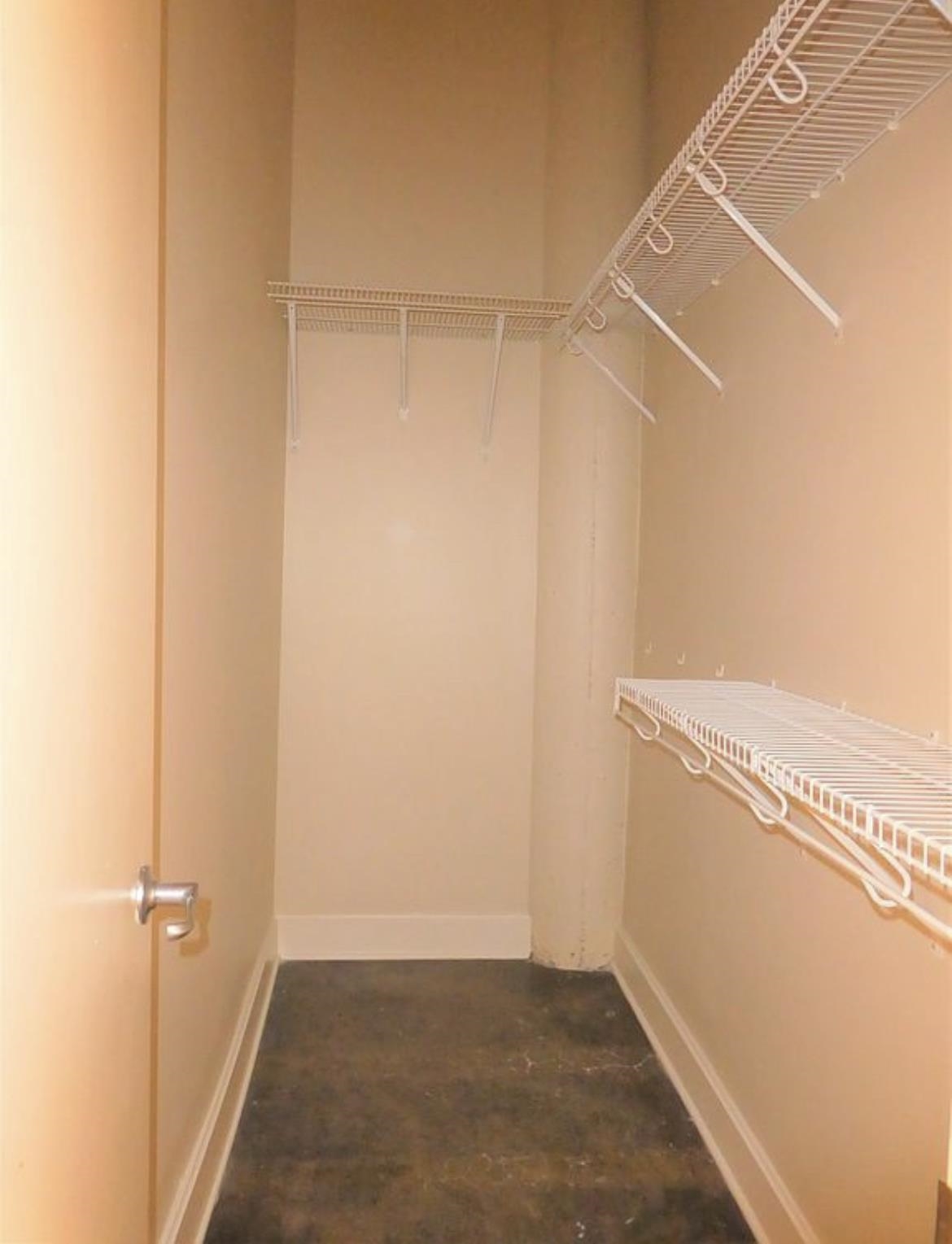 648 Riverside Drive, Unit 209 Memphis, TN 38103 - Photo 8 of 8 Gallery Image 8