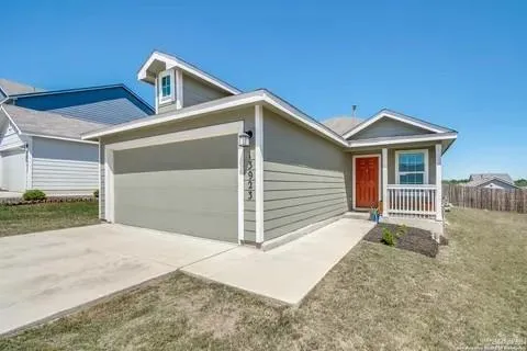 $2,000 | 13923 Silos Meadows, San Antonio, TX 78252
