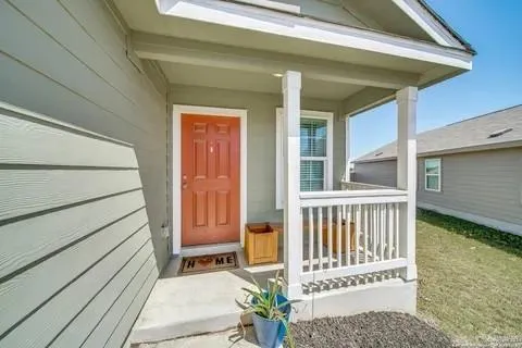 $2,000 | 13923 Silos Meadows, San Antonio, TX 78252