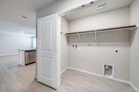 $2,000 | 13923 Silos Meadows, San Antonio, TX 78252