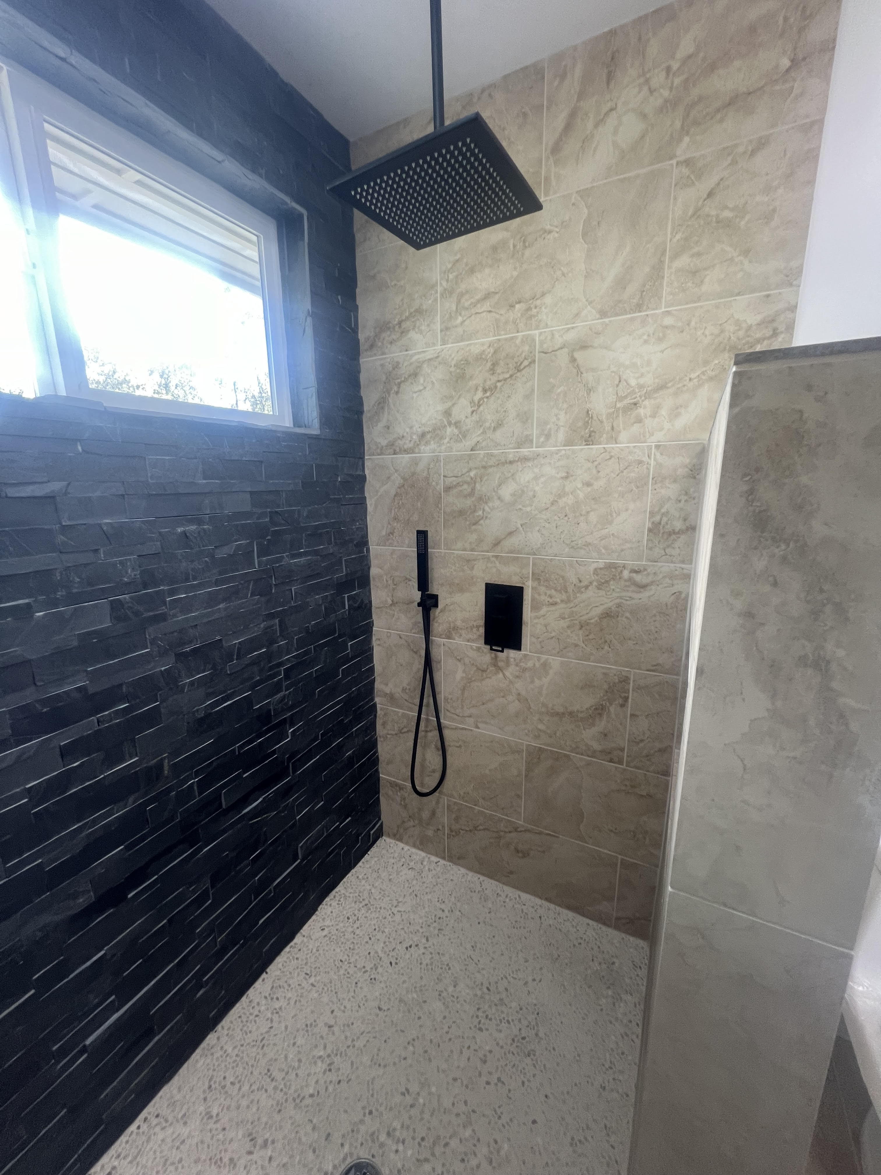 11-3234 Volcano Road Volcano, HI 96785 - Photo 12 of 23 a bathroom with a shower