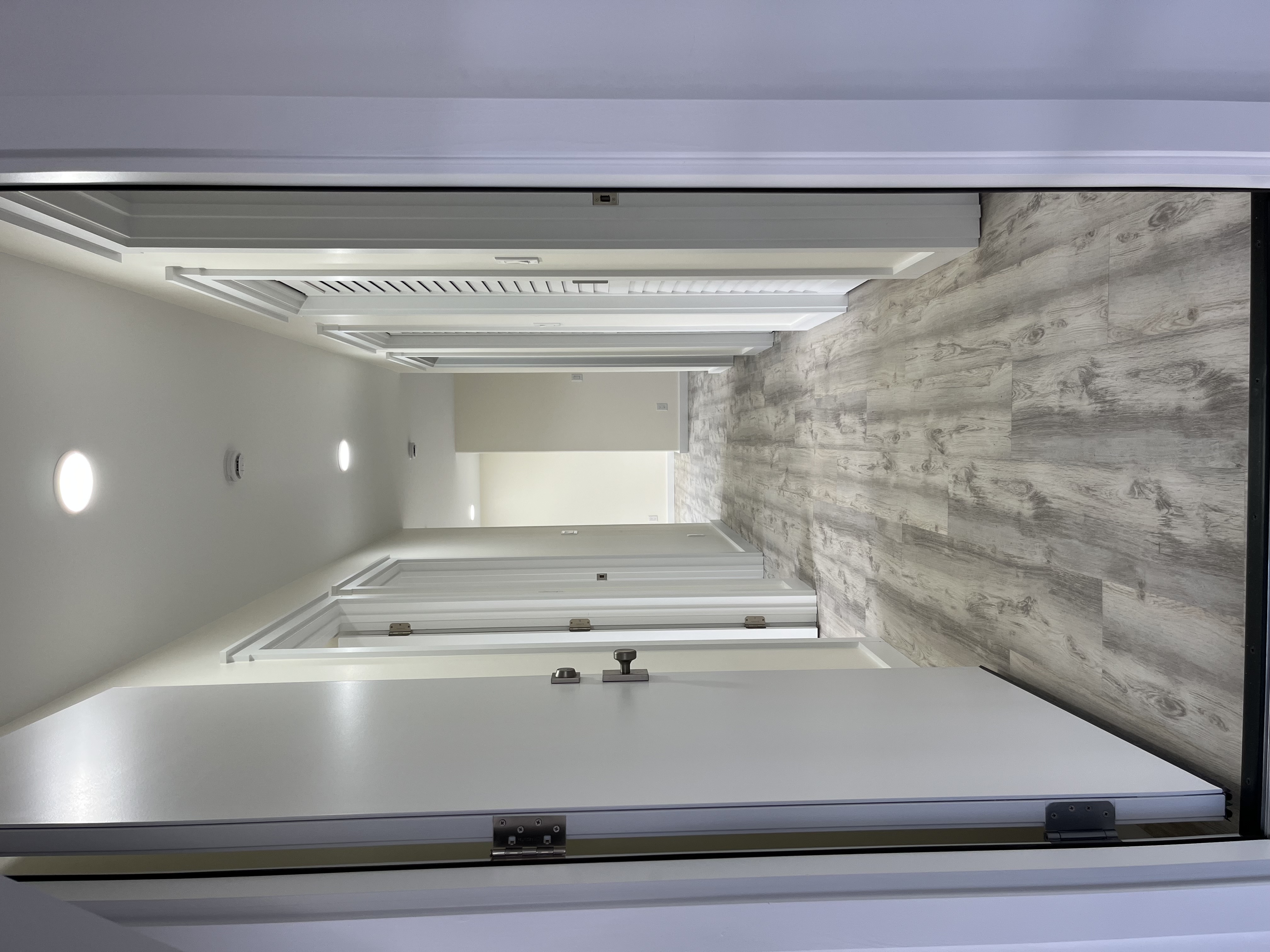 11-3234 Volcano Road Volcano, HI 96785 - Photo 10 of 24 a view of a hallway