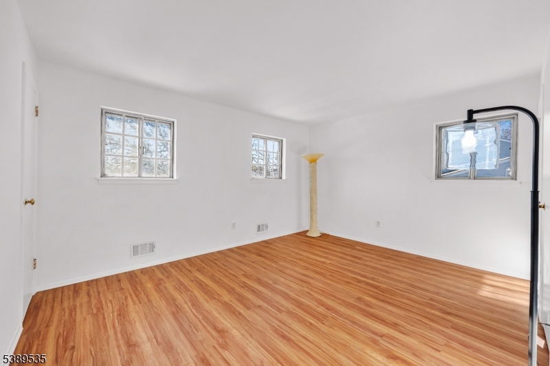 24 Conerly Road Somerset, NJ 08873 - Photo 22 of 50