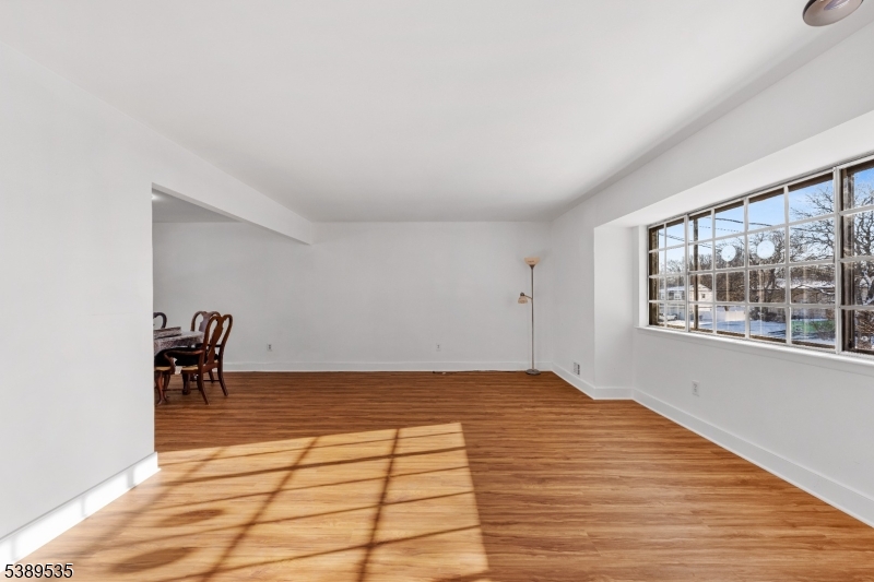 24 Conerly Road Somerset, NJ 08873 - Photo 5 of 50