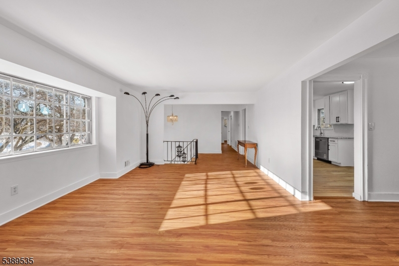 24 Conerly Road Somerset, NJ 08873 - Photo 6 of 50