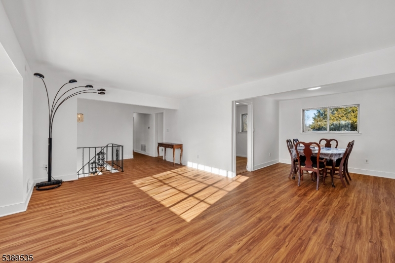 24 Conerly Road Somerset, NJ 08873 - Photo 9 of 50