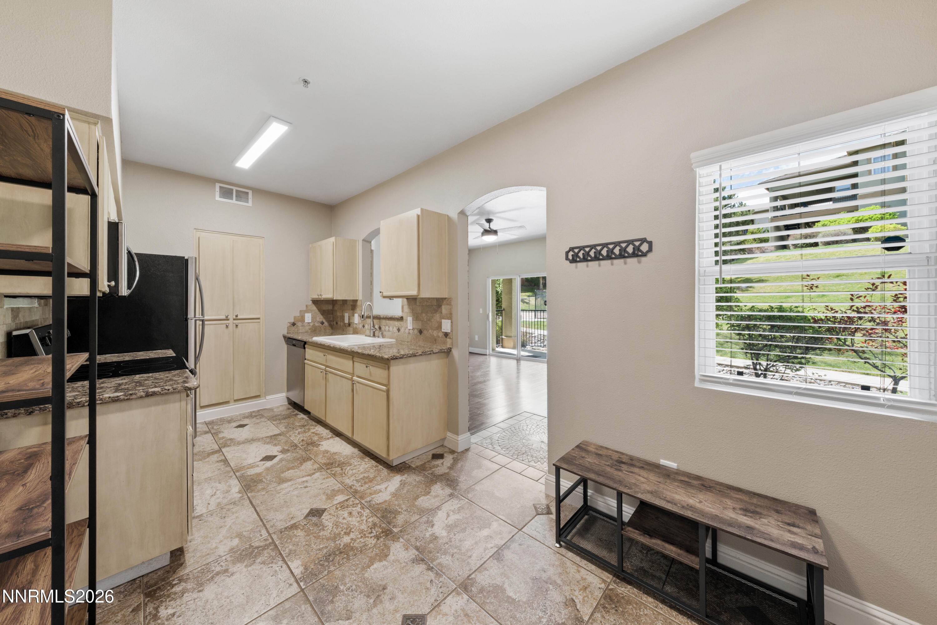 6850 Sharlands Avenue, Unit 1078 Reno, NV 89523 - Photo 8 of 32 A7V07333