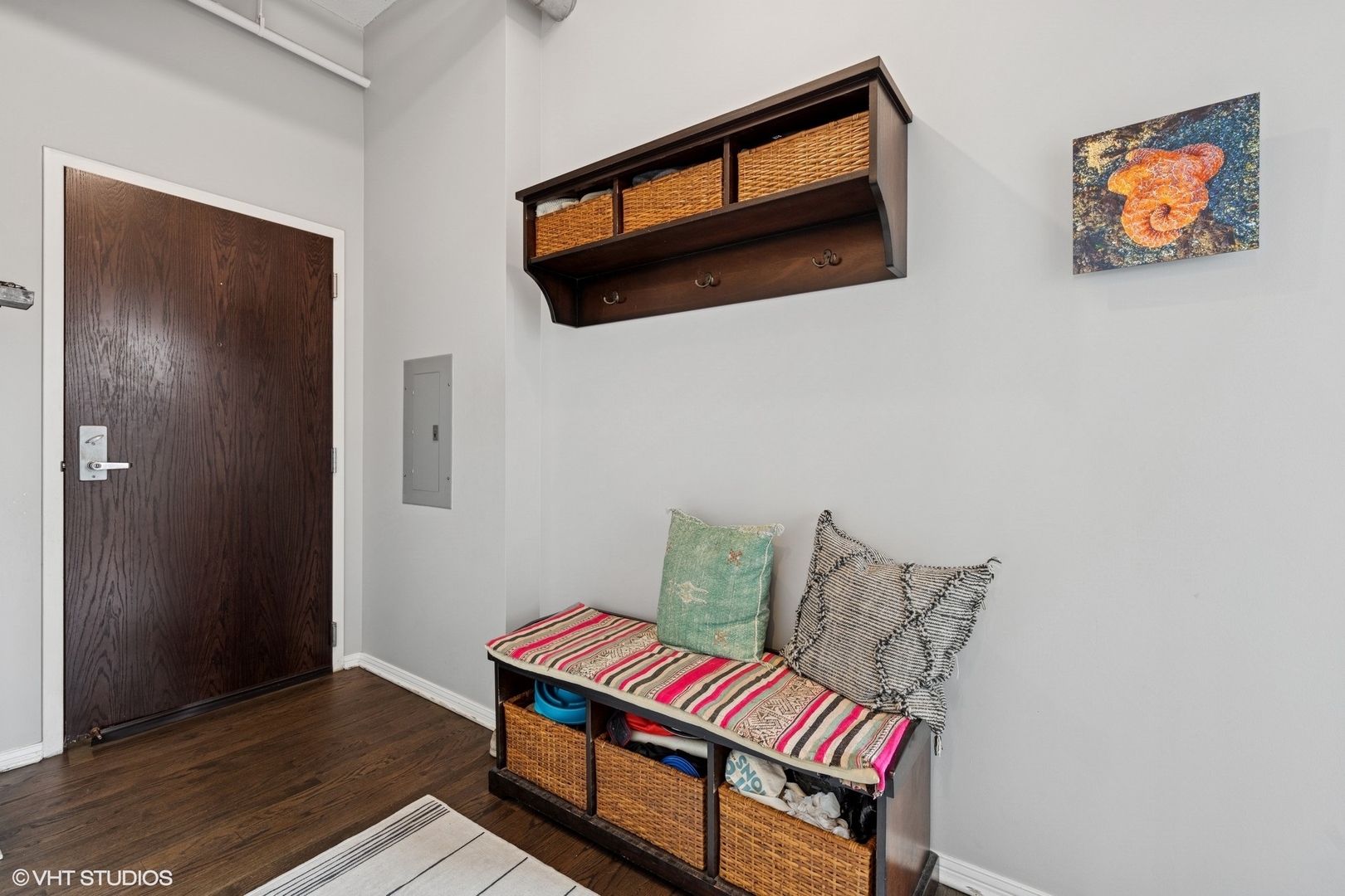950 West Monroe Street, Unit 410 Chicago, IL 60607 - Photo 2 of 23 a living room with furniture and a flat screen tv