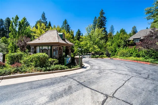 $9,000 | 27598 Meadow Bay Drive, Lake Arrowhead, CA 92352