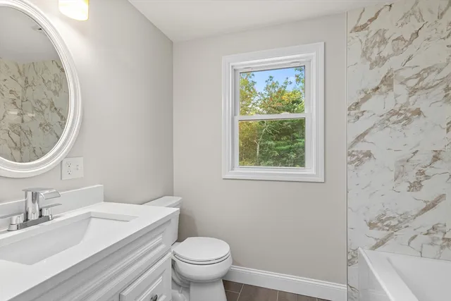 $759,900 | 315 Blackthorn Road, Barnstable, MA 02648