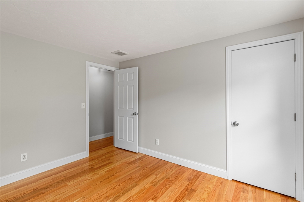 315 Blackthorn Road Barnstable, MA 02648 - Photo 27 of 36 Gallery Image 27