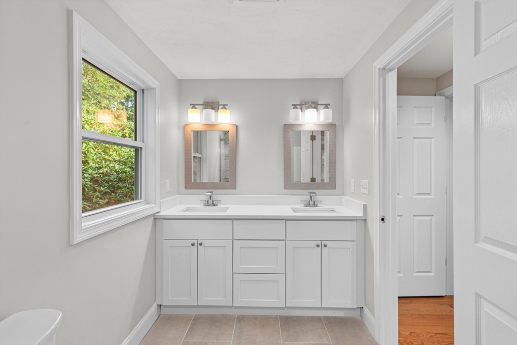 315 Blackthorn Road Barnstable, MA 02648 - Photo 32 of 36 Gallery Image 32