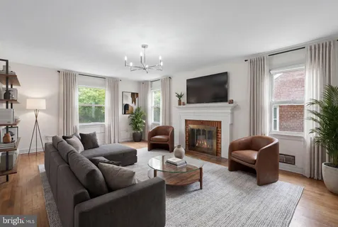 $429,000 | 1711 Girard Street Northeast, Washington, DC 20018