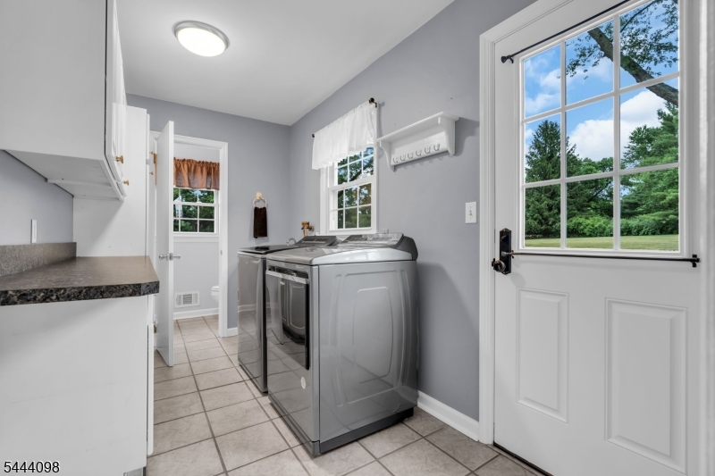 52 Lazy Brook Road Flemington, NJ 08822 - Photo 23 of 45