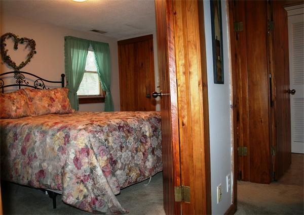 3 Willow Dell Road Wales, MA 01081 - Photo 4 of 24 Gallery Image 4