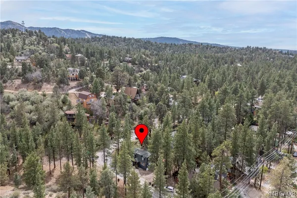 $499,900 | 745 Barrett Way, Big Bear City, CA 92314