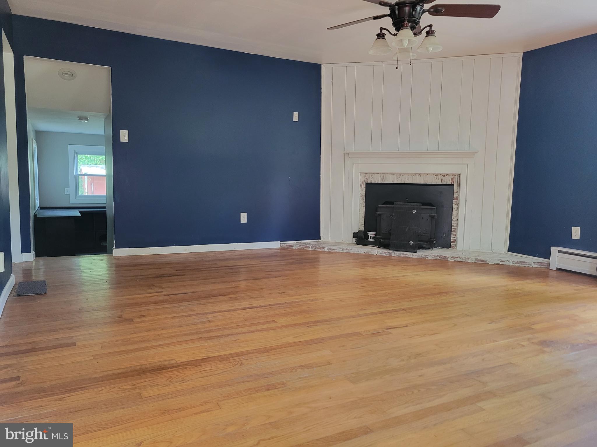 232 Blair Shore Road Elkton, MD 21921 - Photo 6 of 82 Living Room