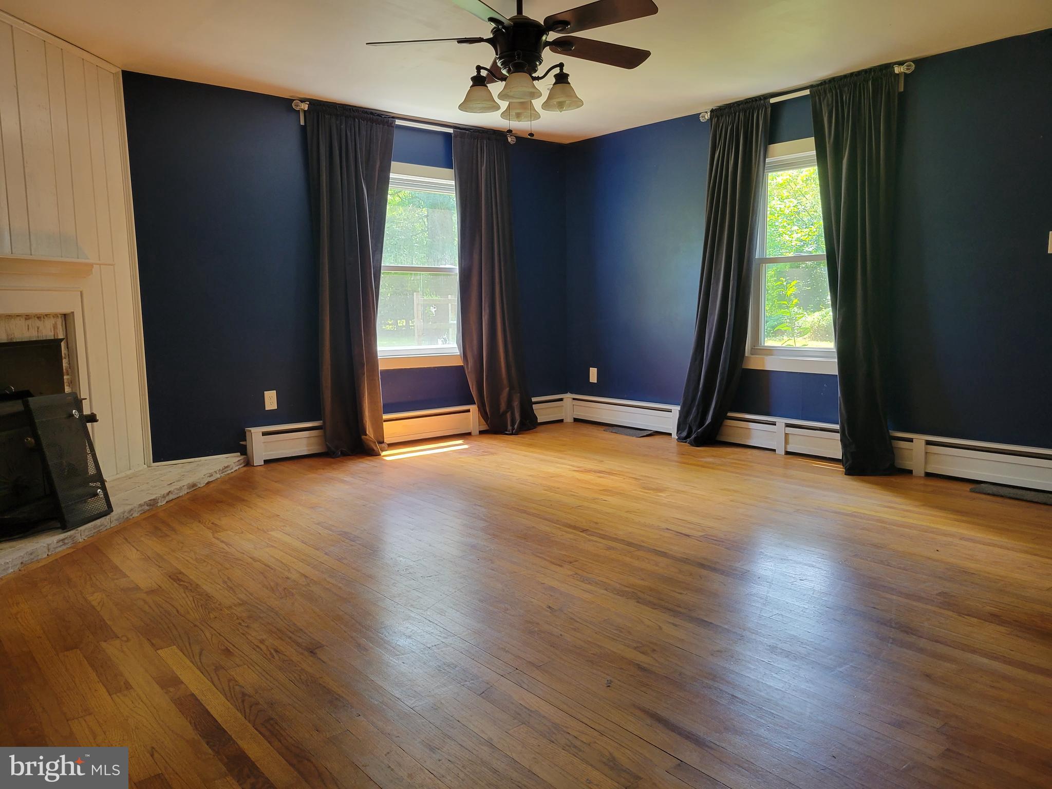232 Blair Shore Road Elkton, MD 21921 - Photo 7 of 82 Living Room
