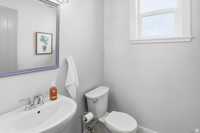 1009 High Creek Road Cove, UT 84320 - Photo 26 of 79 Bathroom with a sink and toilet