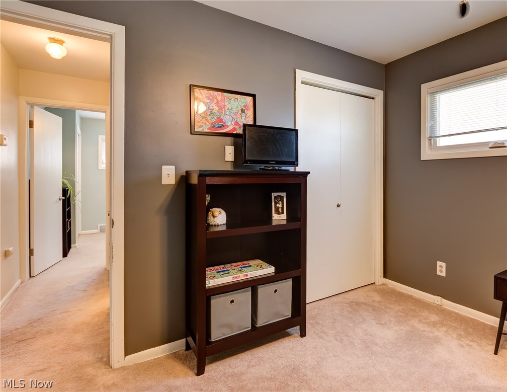 30334 Powell Road Willowick, OH 44095 - Photo 11 of 23
