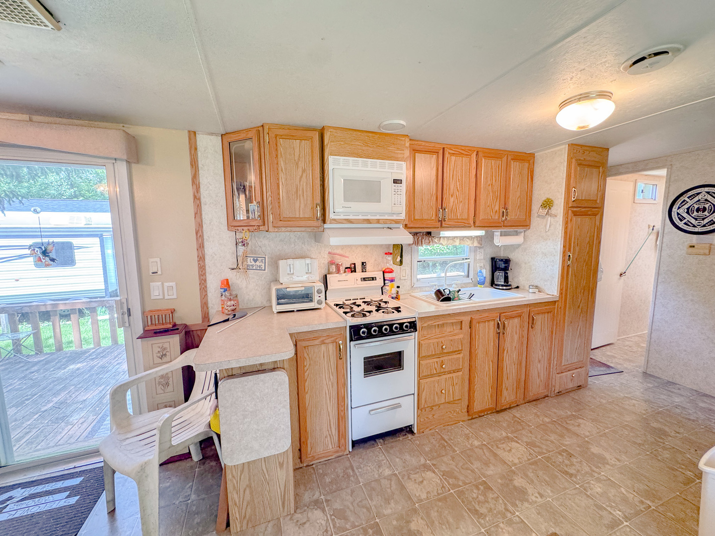 17-91 Woodhaven Sublette, IL 61367 - Photo 9 of 16