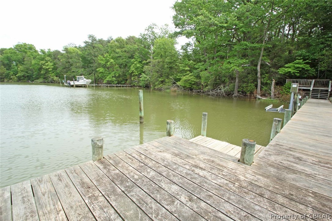1041 Bennett Farm Road Locust Hill, VA 23092 - Photo 9 of 50 Gallery Image 9