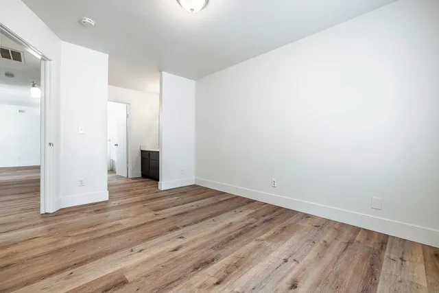 $1,199,000 | 1911 East Saginaw Way, Fresno, CA 93726