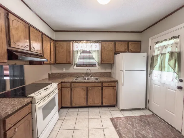 $1,635 | 226 Barshay Drive, Summerville, SC 29483