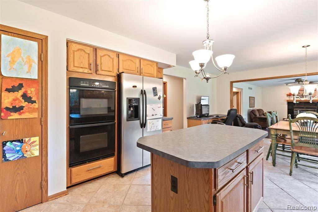5386 Ridge Trail North Clarkston, MI 48348 - Photo 18 of 47 5386 Ridge Trl-102.jpg