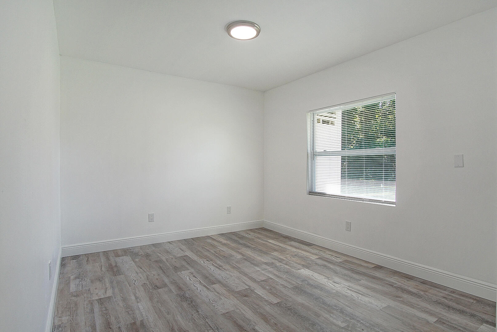 2113 Jacobs Road Fort Pierce, FL 34982 - Photo 6 of 12 8A7CE786-E809-4BBB-BB0B-2BCB4B28B254