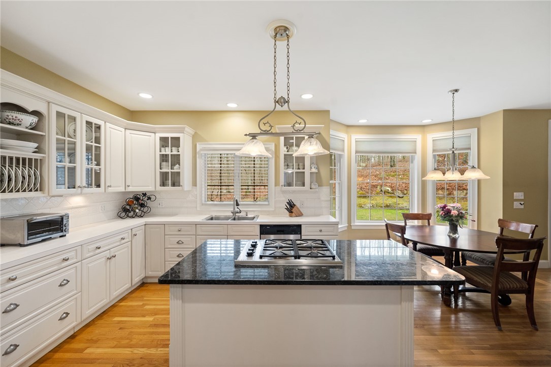 153 Sakonnet Ridge Drive Tiverton, RI 02878 - Photo 26 of 50 Gallery Image 26