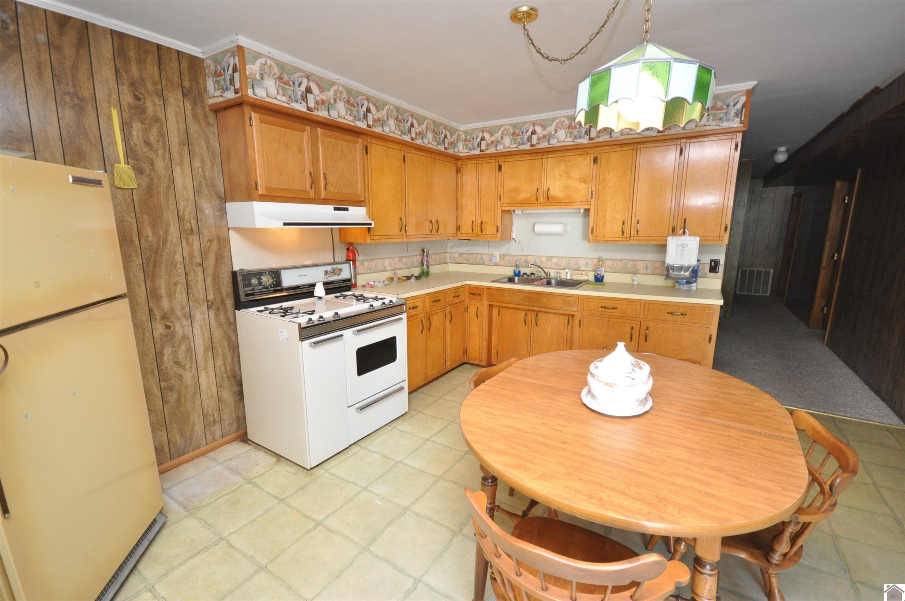 628 East Jennings Road Grand Rivers, KY 42045 - Photo 14 of 25 Photo 14