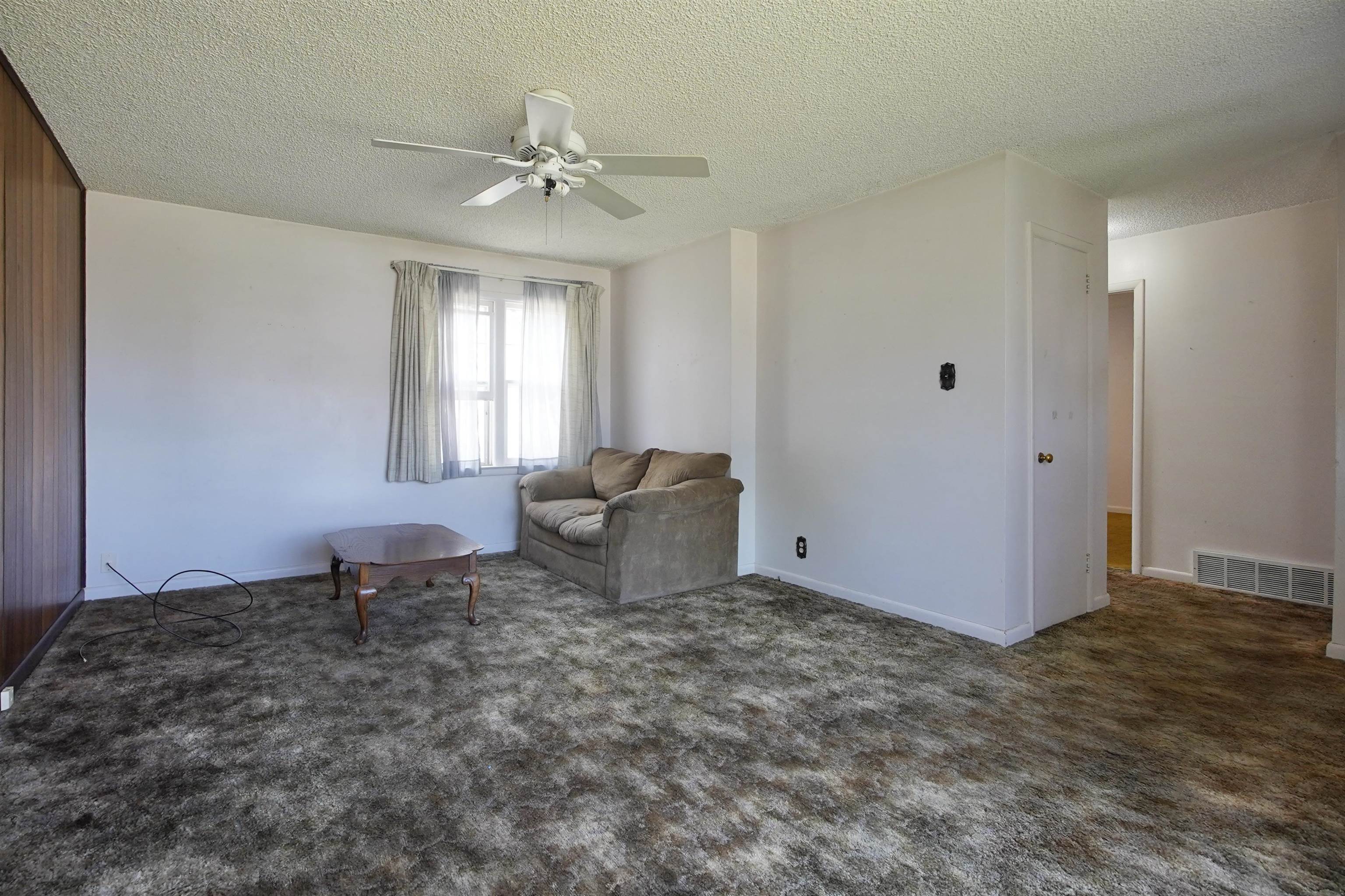 1334 Maple Street Casper, WY 82604 - Photo 10 of 26