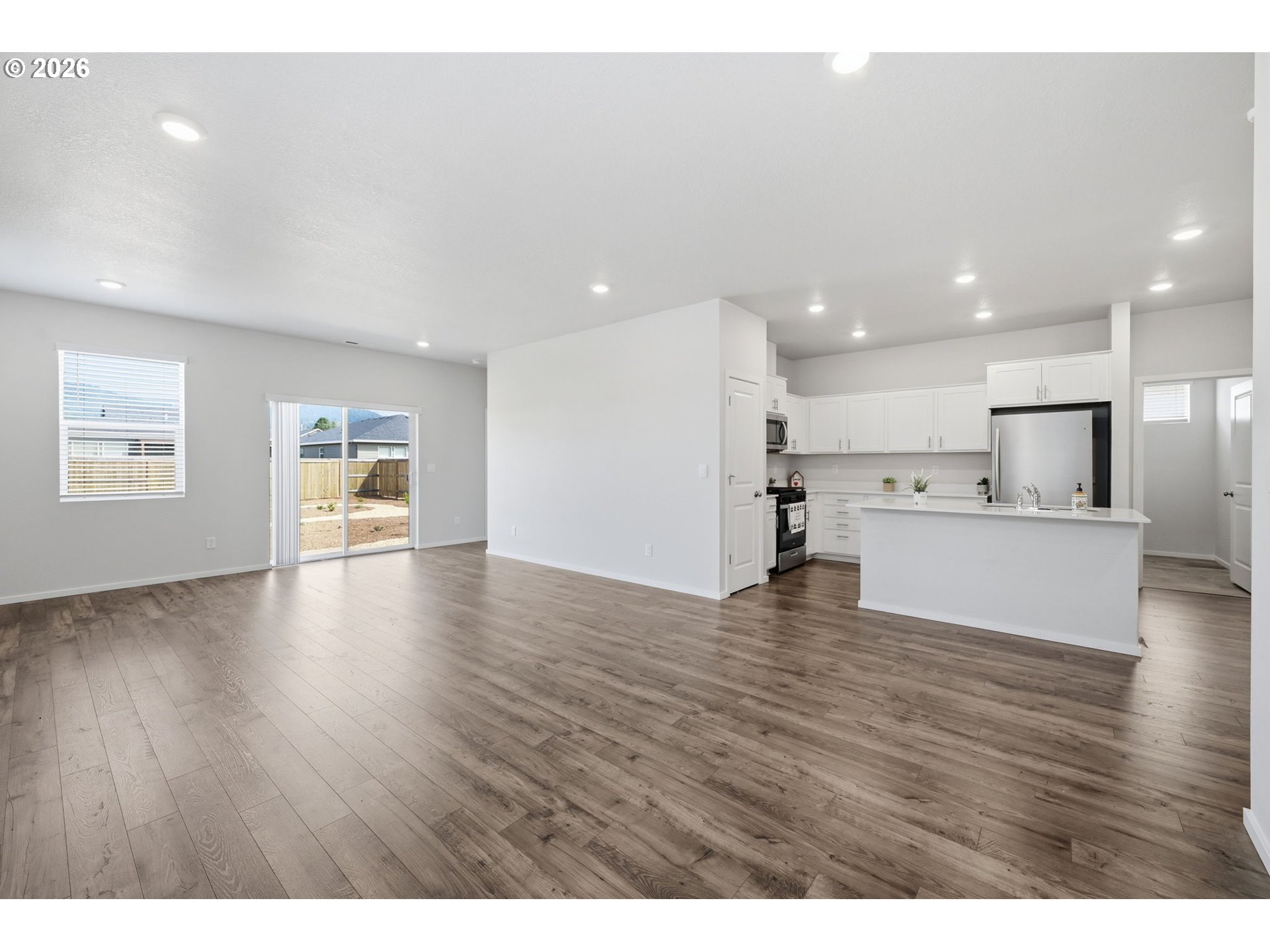 2646 V Street Springfield, OR 97477 - Photo 14 of 33