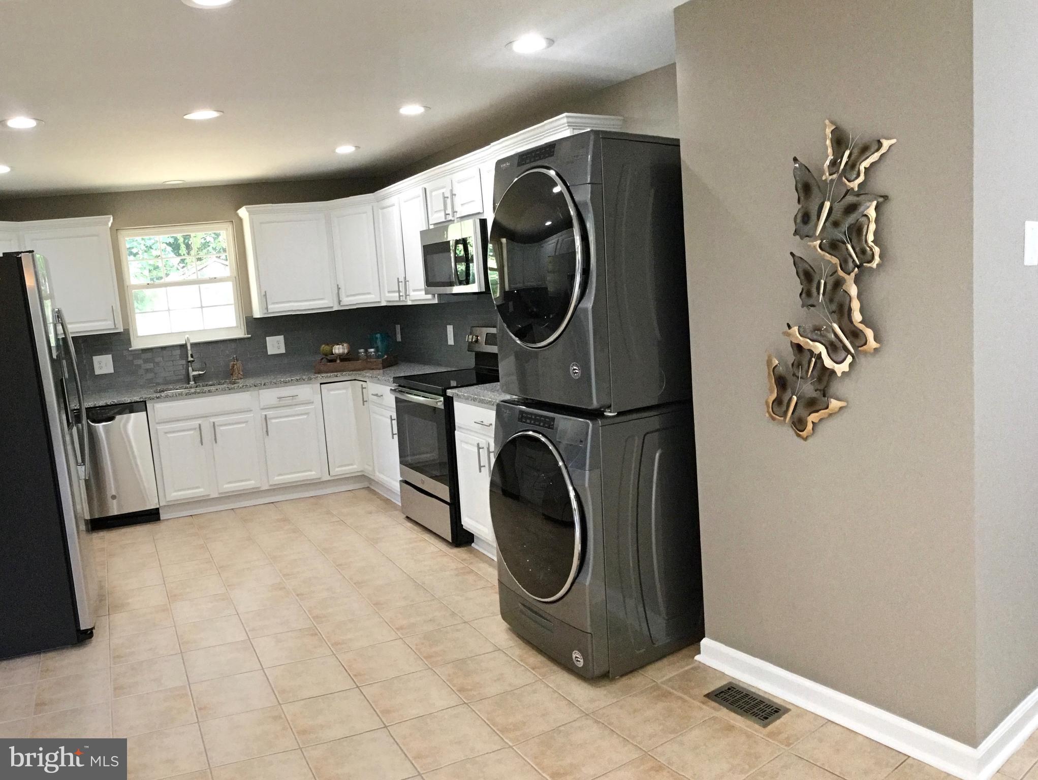 4711 Powder Mill Road Beltsville, MD 20705 - Photo 15 of 32 Kitchen