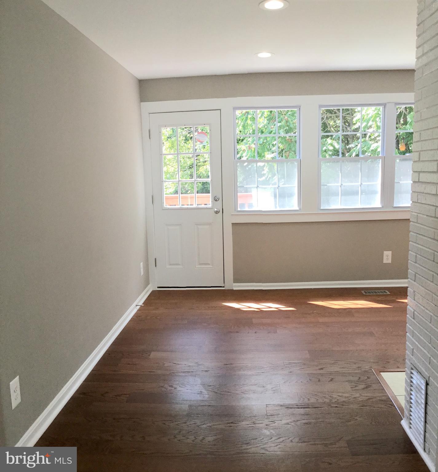 4711 Powder Mill Road Beltsville, MD 20705 - Photo 25 of 32 Living Area