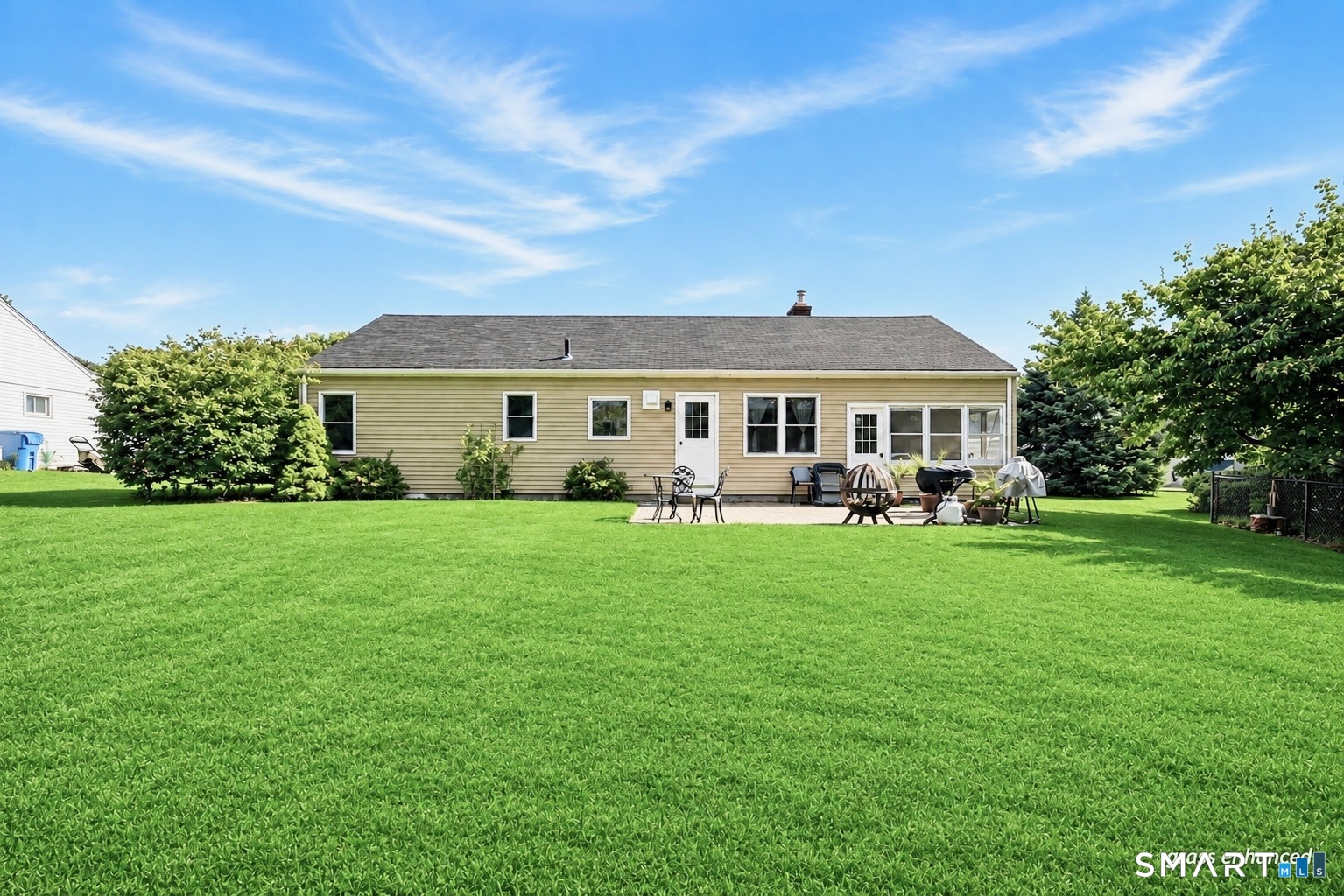 82 Weaver Road Manchester, CT 06042 - Photo 32 of 34 Gallery Image 32