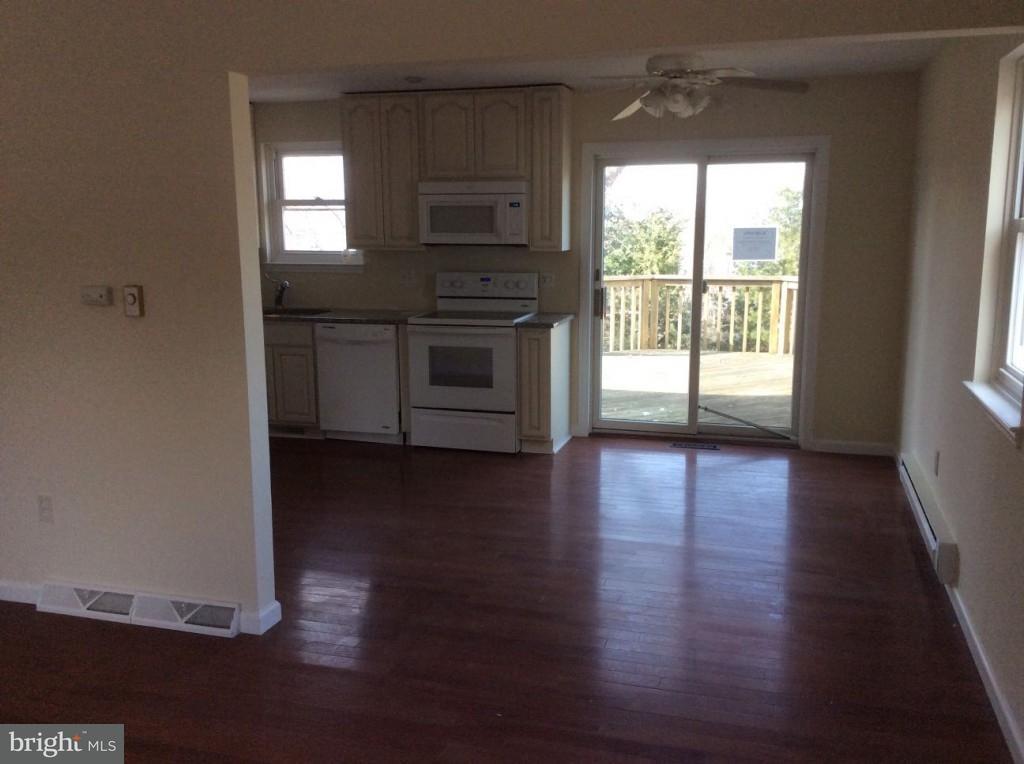 4119 Millbrook Road Mount Joy, PA 17552 - Photo 4 of 12 Gallery Image 4