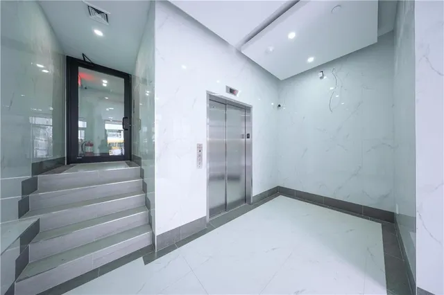 $545,000 | 643 5th Avenue, Unit 3C | Greenwood Heights